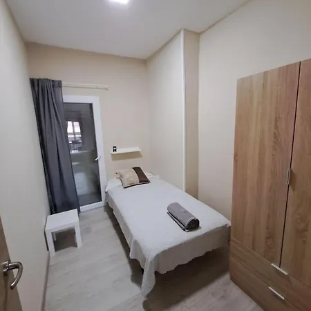 Apartament Meridiana Sant Andreu 4 Bedrooms *