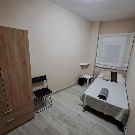 Apartament Meridiana Sant Andreu 4 Bedrooms Barcelona