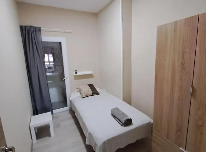 Lejlighed Meridiana Sant Andreu 4 Bedrooms *